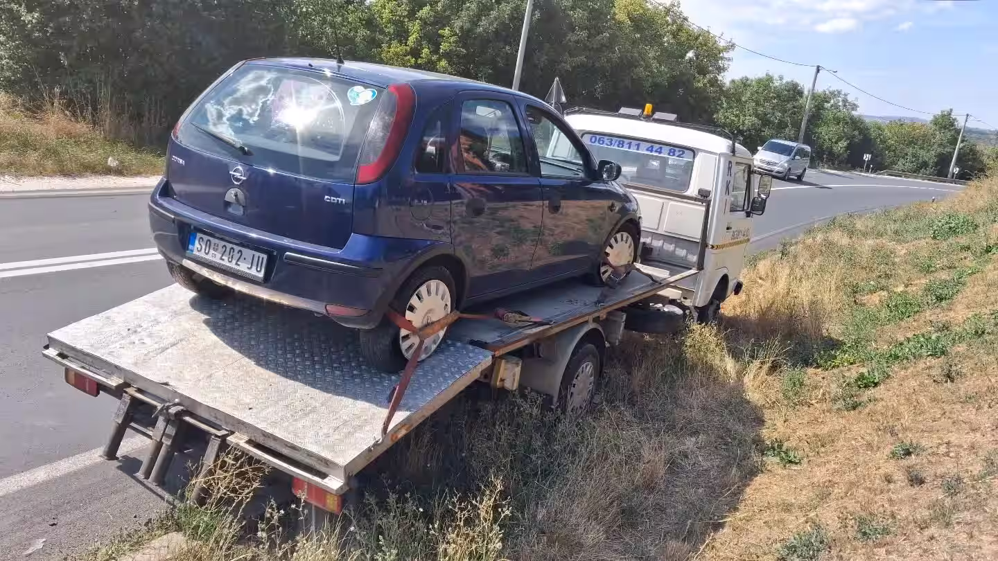 Prevoz automobila u Dobanovcima