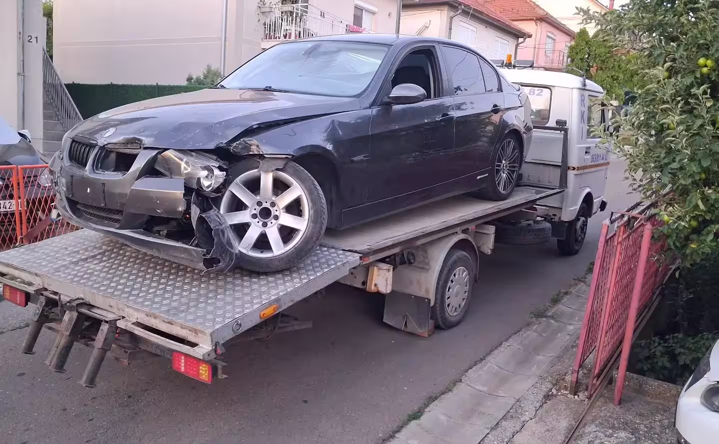 Šlepanje vozila u Dobanovcima